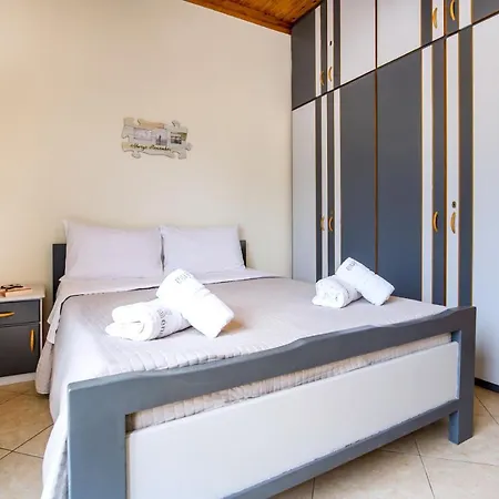 Apartman Xenia Limenária